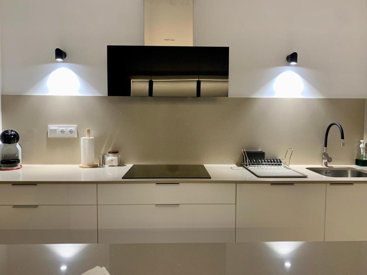 Piso Exclusivo en Vigo céntrico, negocios, confort Esterno foto